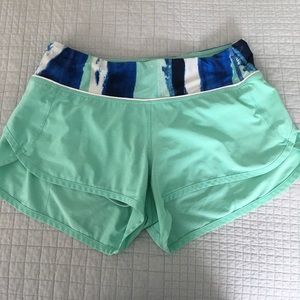 Lululemon speed up shorts size 4 2.5 inch